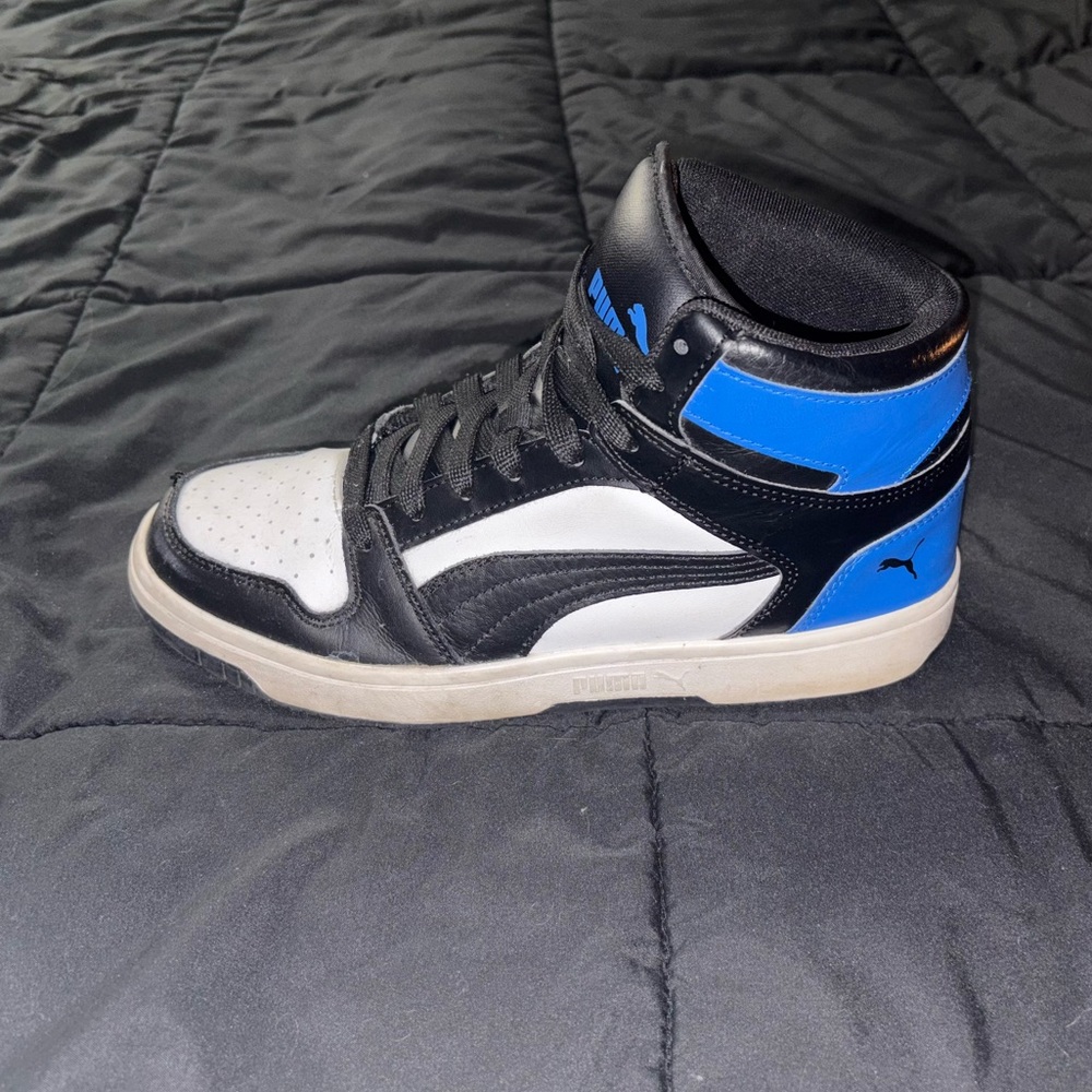 Puma Men's Black, Blue, and White Sneakers